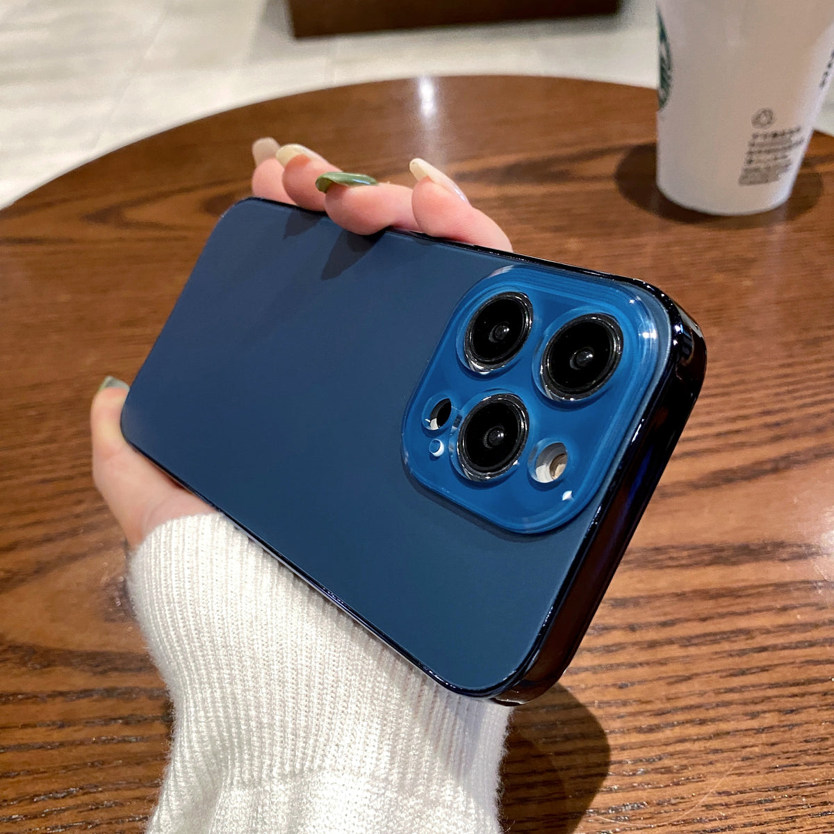 Capa de celular em acrílico fosco galvanizado